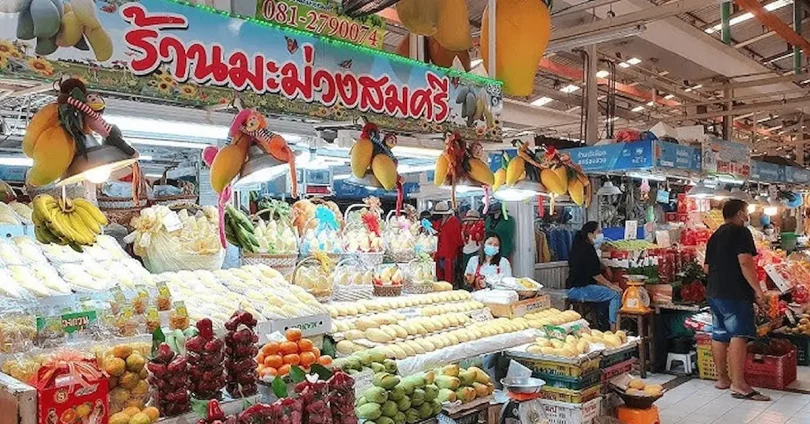 Local Thai market tours